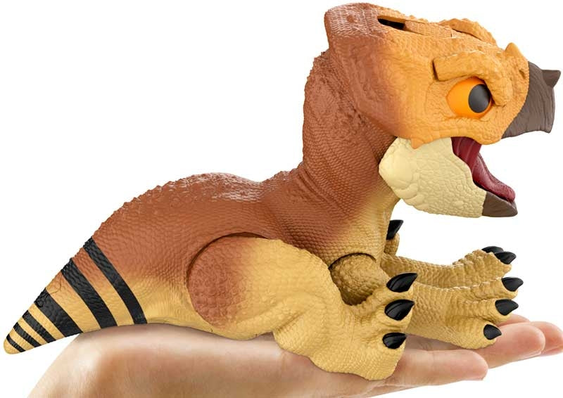 Jurassic World Rebirth Train N Tame Aquilops 'Dolores'