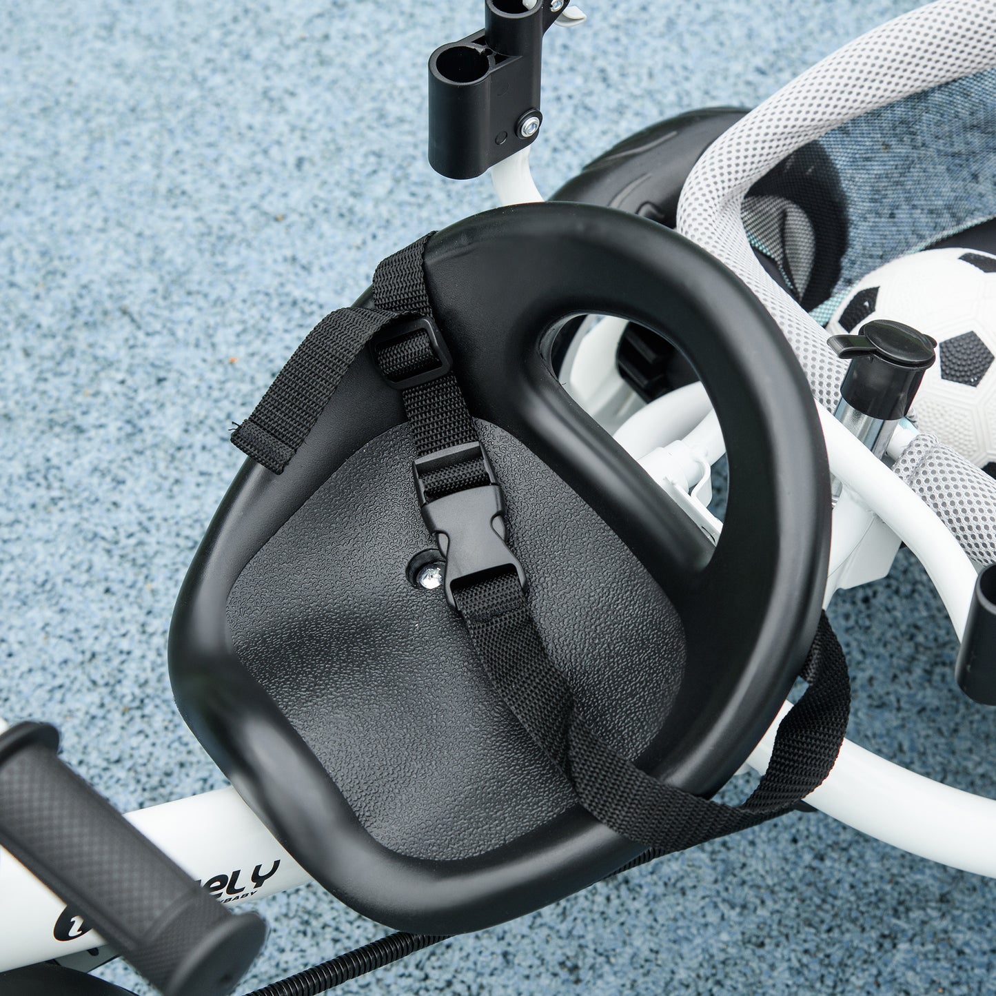 HOMCOM 6 in 1 Kids Trike with Parent Handle, Canopy, 5-point Safety Belt, Storage, Footrest, Brake, for 1-5 Years, Green